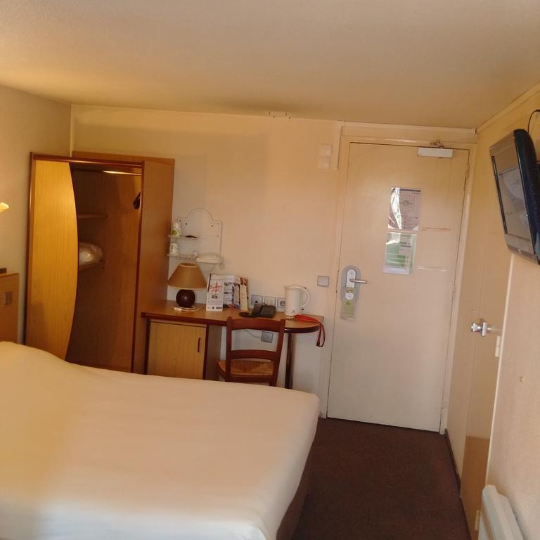 Campanile Livry-Gargan Hotel Buitenkant foto