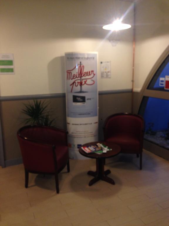 Campanile Livry-Gargan Hotel Buitenkant foto