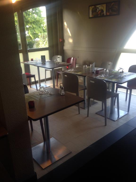 Campanile Livry-Gargan Hotel Buitenkant foto